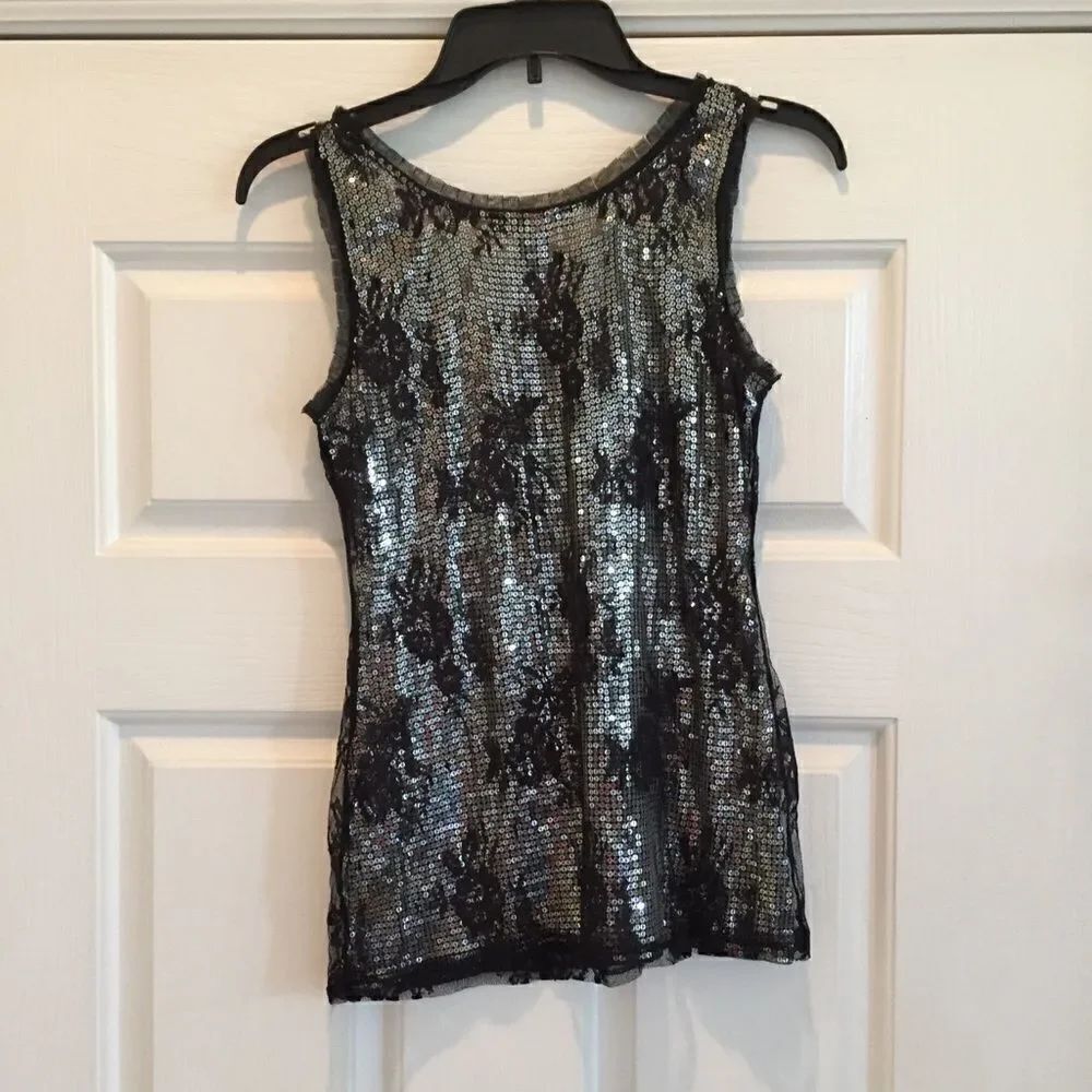 WHBM Top  - Picture 3 of 5